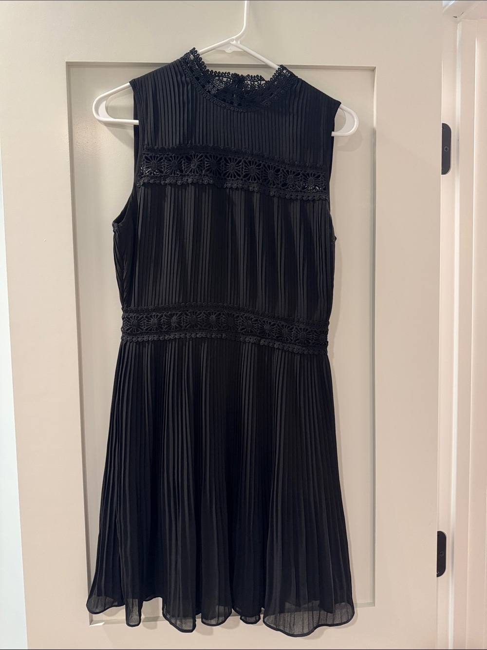 Sleeveless Black Pleated Lace-Trim Dress